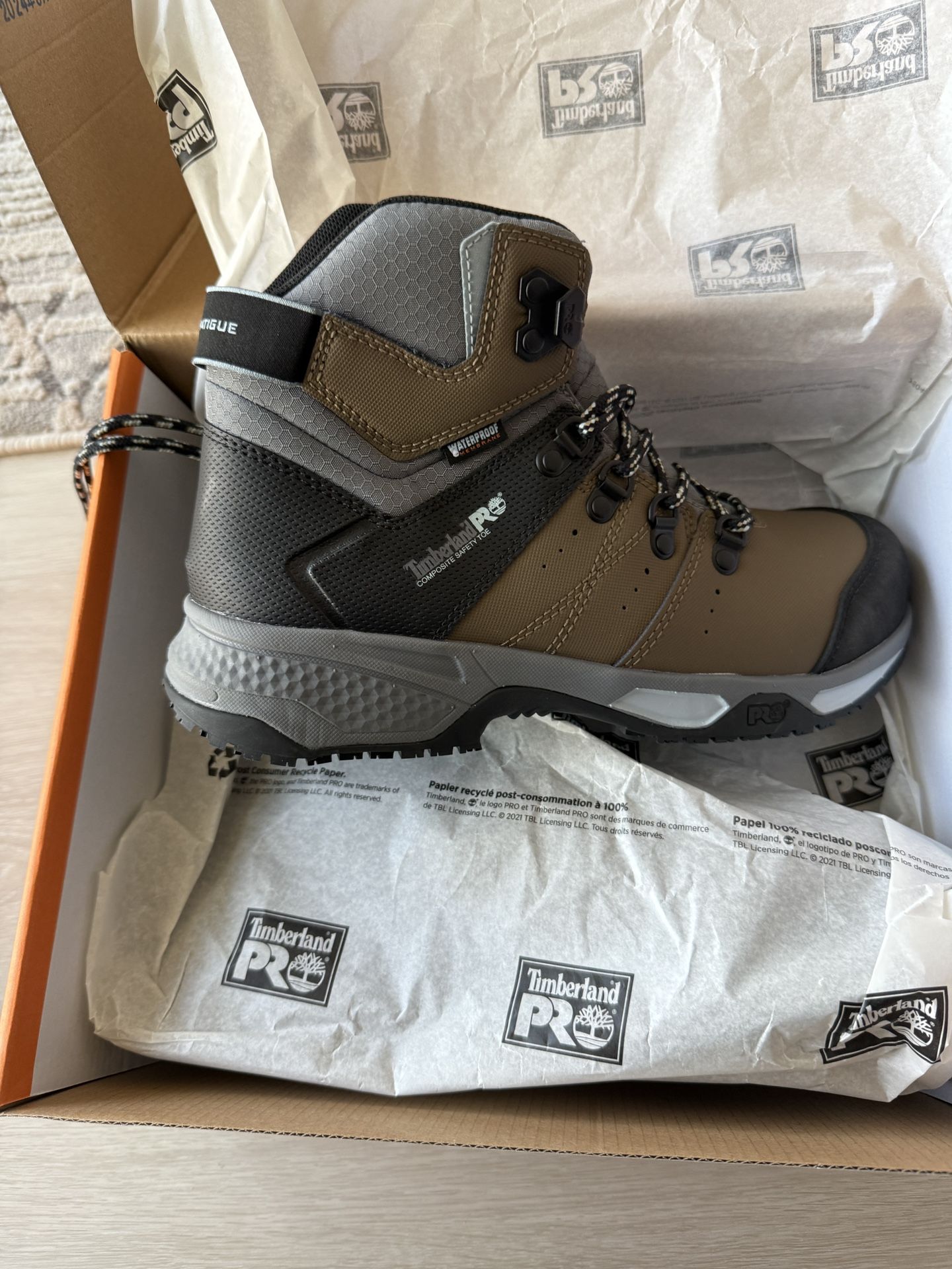 Brand New Timberland Pro Switchback Boots Women Size 7.5 Wide 