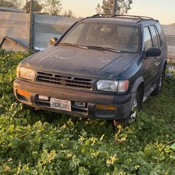 Nissan pathfinder 4x4