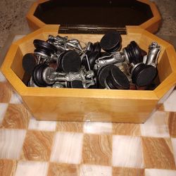 White & Beige Striated Marble Chess Board and Pieces