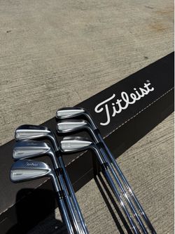Titleist T150 Iron Set 5-PW Excellent Condition