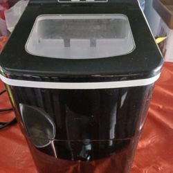 AGLUCKY Portable Ice Maker $60 OBO