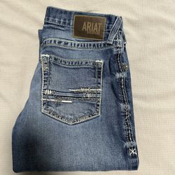 M5 Ariat Denim Straight Fit 32/34