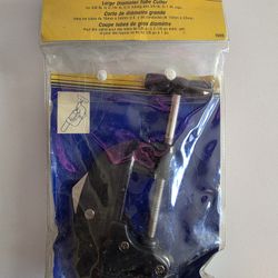 BrassCraft Large Diameter Tube Cutter (5/8" to 2-1/8") - Model T005