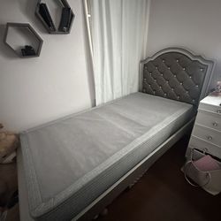 Upholstered Platform Twin Bedframe 2 (Pair)