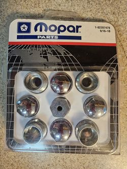 Mopar Locking Lugs For Chevy Truck