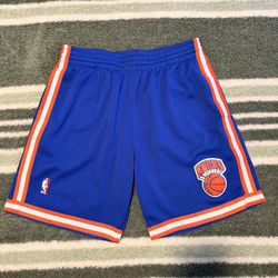 Mitchell & Ness Knicks Swingman Shorts, Size Large