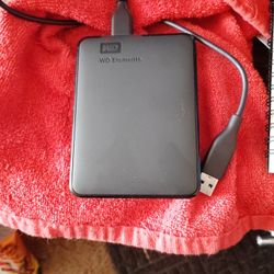 WD Elements 1tb External Hard Drive 