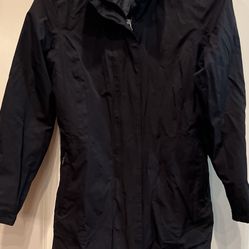 Marmot Women’s minimalist black winter jacket, medium
