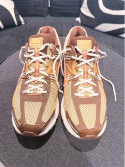Nike Vomero 5
