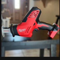 MILWAUKEE HACKSAW TOOL ONLY DRILLS AVAILABLE M18