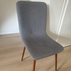 4 Dining Chairs