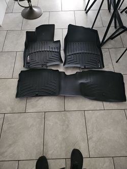 WeatherTech DigitalFit FloorLiners complete set