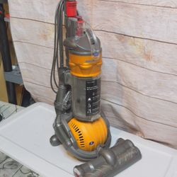 Dyson Ball Dc24 Bagless Vacuum Cleaner- Make Offers- Good Condition- 