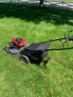 Honda powered Poulan mower