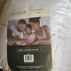 Open box queen mattress pad