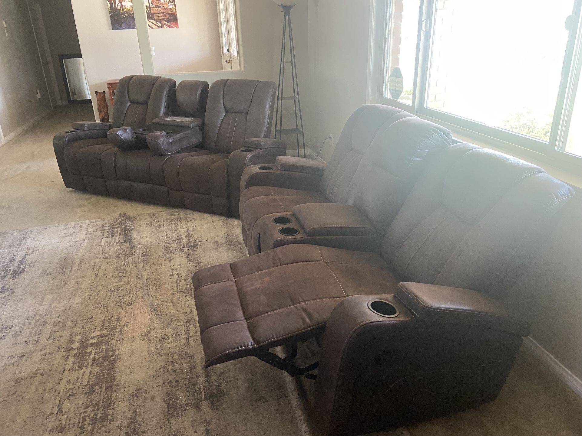 Brown Couch/recliners