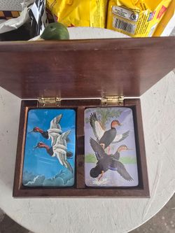VINTAGE PLAYING CARDS IN WOODEN CASE