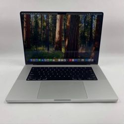 2023 Apple MacBook Pro 16”