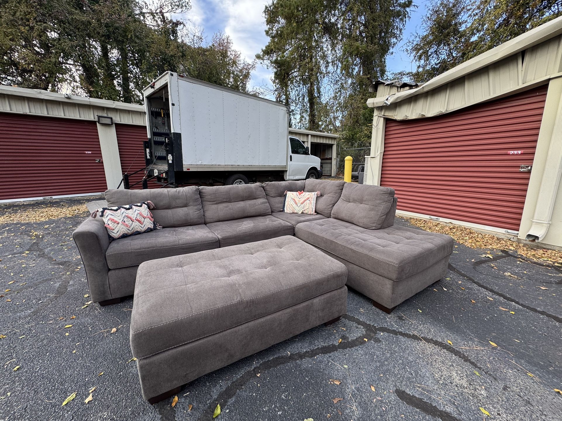 Like New Grey Sectional 