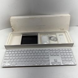 New Apple Aluminum Wired Keyboard A1243 & Apple Mouse A1152 Wired & A1156 Remote