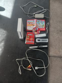 Nintendo Wii Console Bundle with New Super Mario Bros.