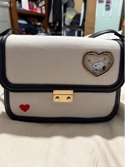 Snoopy crossbody