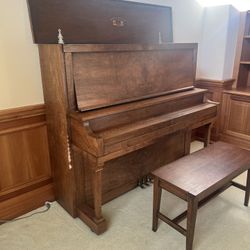 Hobart M. Cable Piano