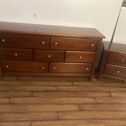 Bassett Brown 7 drawers dresser wood &2 drawers nightstand