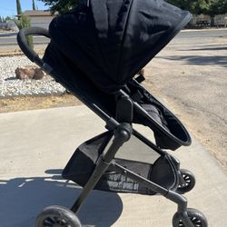 Evenflo Travel set for infant. 