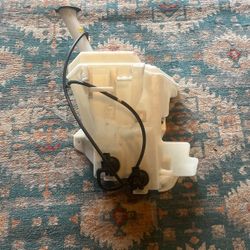 Prius Windshield Fluid Container 