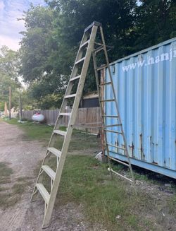 10 ft Werner Aluminum Step Ladder
