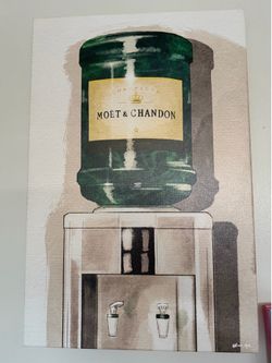 Moet & Chandon Oliver Gal Canvas