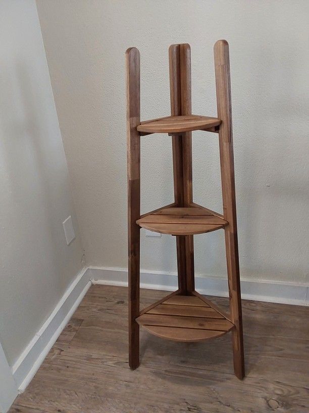 Handsome Corner Shelf For Plants And Knick Knacks