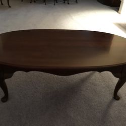 Vintage Bassett Oval Sofa And End Tables