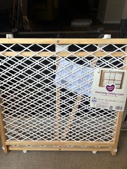 Safety gate $10