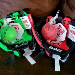 FRANKLIN BRAND YOUTH BASEBALL GLOVES AND BALL SET