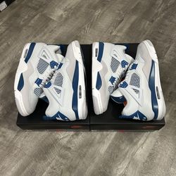 Jordan 4 “Military Blue” Size 9.5, 10