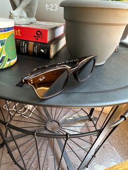 Ray Ban