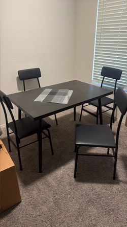 Table n chair gotta go
