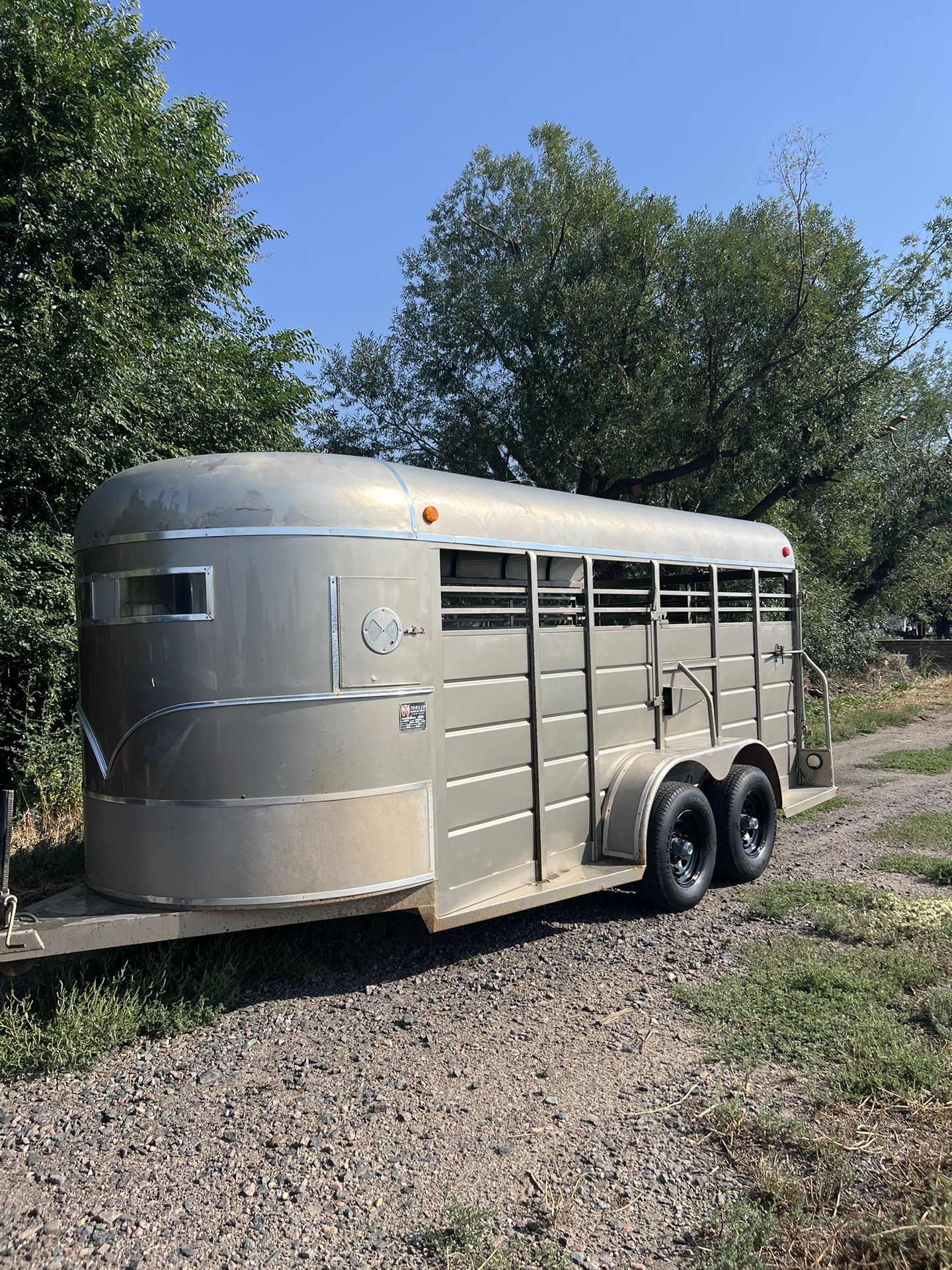 W&W Horse/ Livestock Trailer 