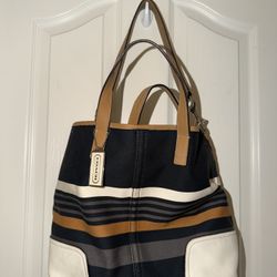 Coach Hadley Canvas And Leather Purse Handbag