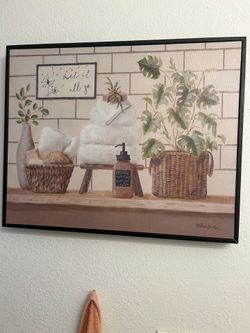 Free frame for bathroom