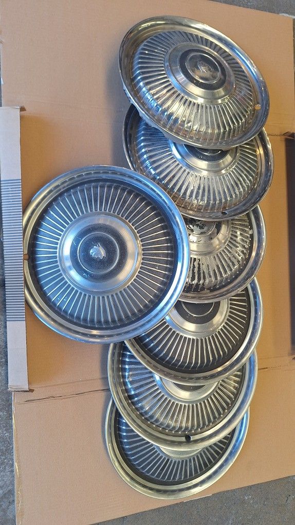 Mercury Comet Hubcaps 