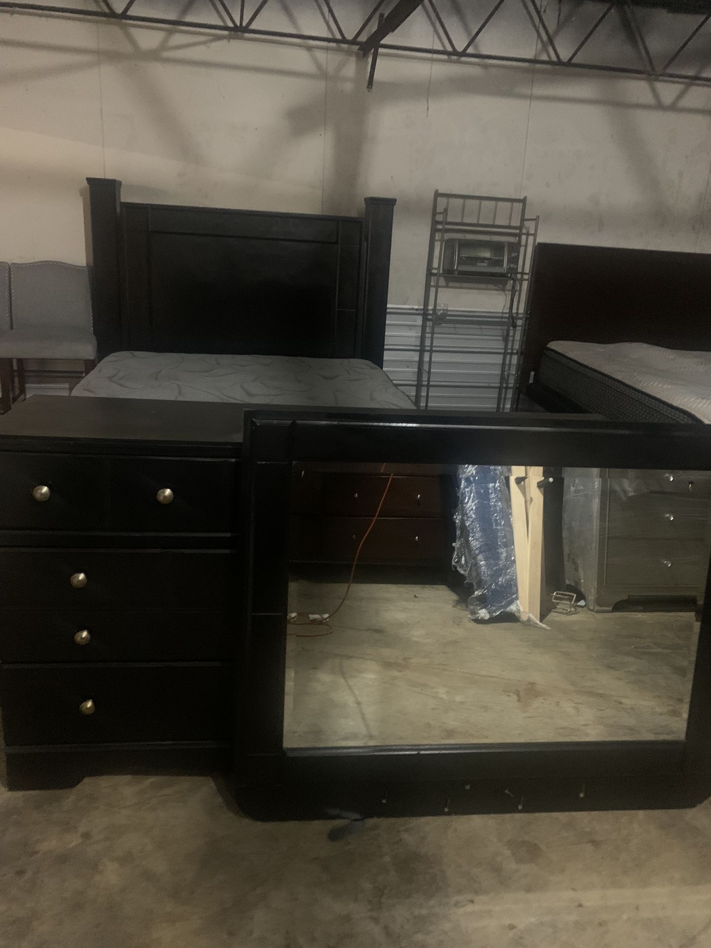 Queen Bedroom Furniture