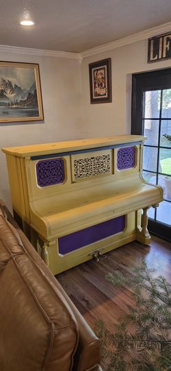 1890's Stand Up Piano