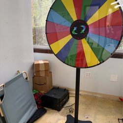 Multiple color prize wheel