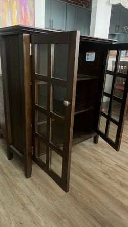 Solid wood cabinet 43x36