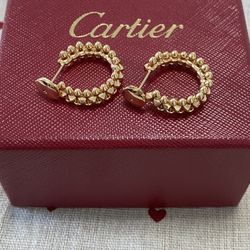Small Clash de Cartier Earrings 18K yellow Gold
