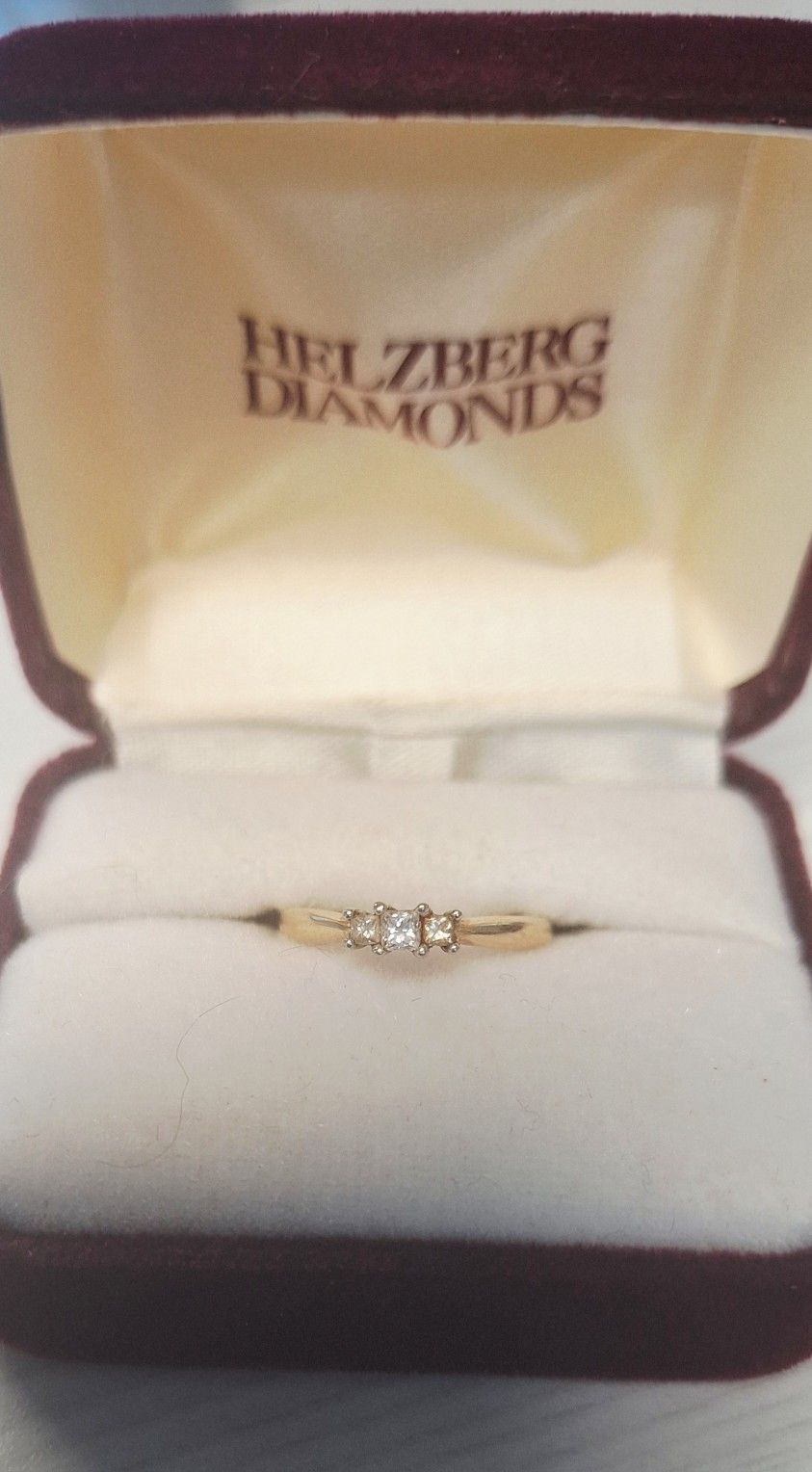 3 Stone 14k Gold Ring