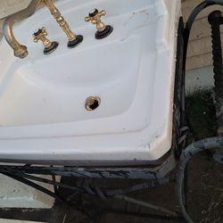 Lavamanos,sink..$150.dls obo